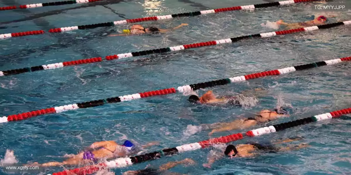 实时比分,互动弹幕,直播乐趣无穷!📱🎉